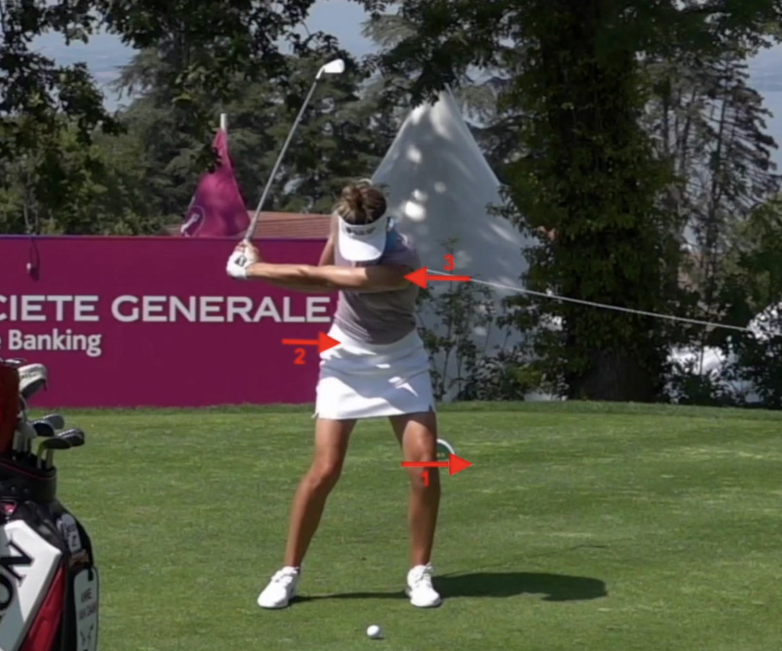 Shoulders begin to turn through